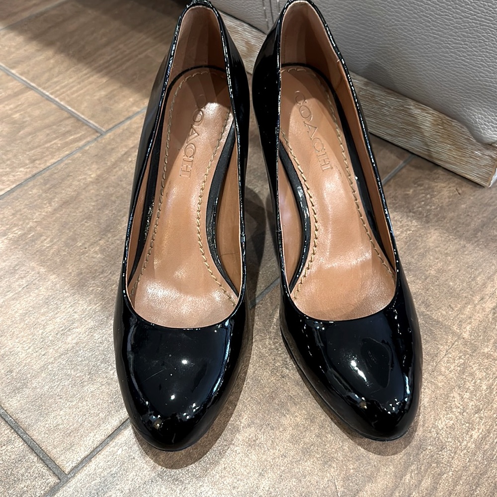 Coach Black Pumps size 7.5